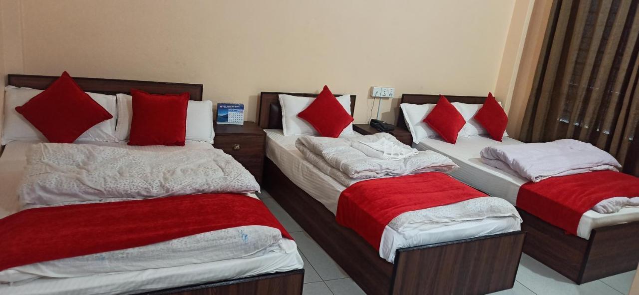 Hotel Royal Chautari, Butwal Exteriör bild