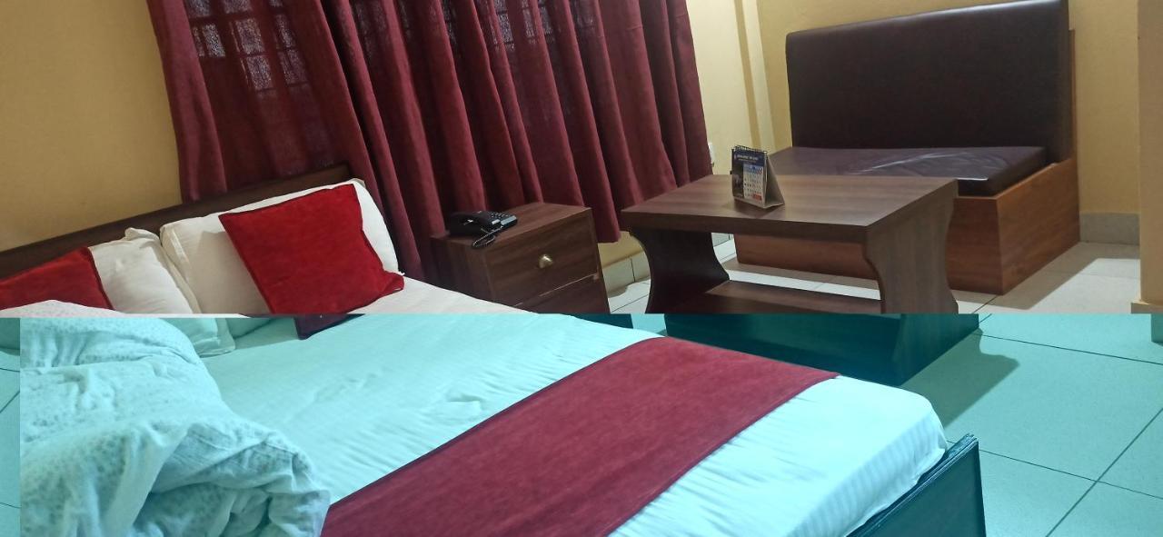 Hotel Royal Chautari, Butwal Exteriör bild