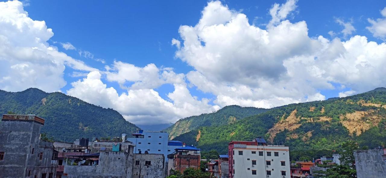Hotel Royal Chautari, Butwal Exteriör bild